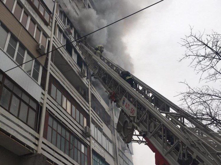 Возгорание в электрощите на улице Мира: пожарные ликвидировали ЧП за 45 минут