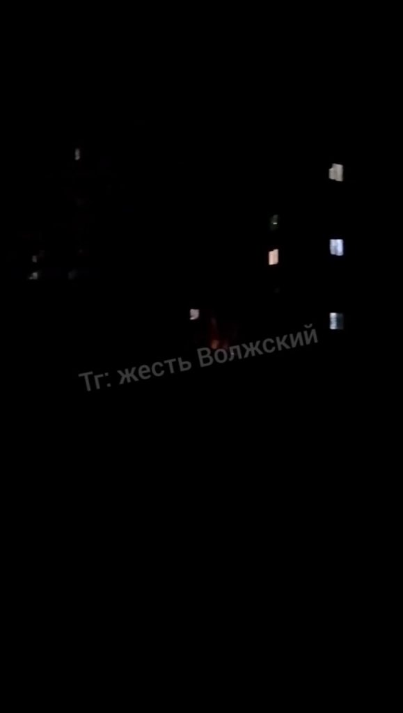 Жители 9 микрорайона требуют ремонта дорог и установки освещения