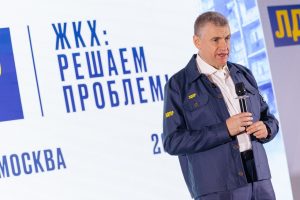 **Слуцкий: обращайтесь в ЛДПР — добьёмся проверки вашей управляющей компании**