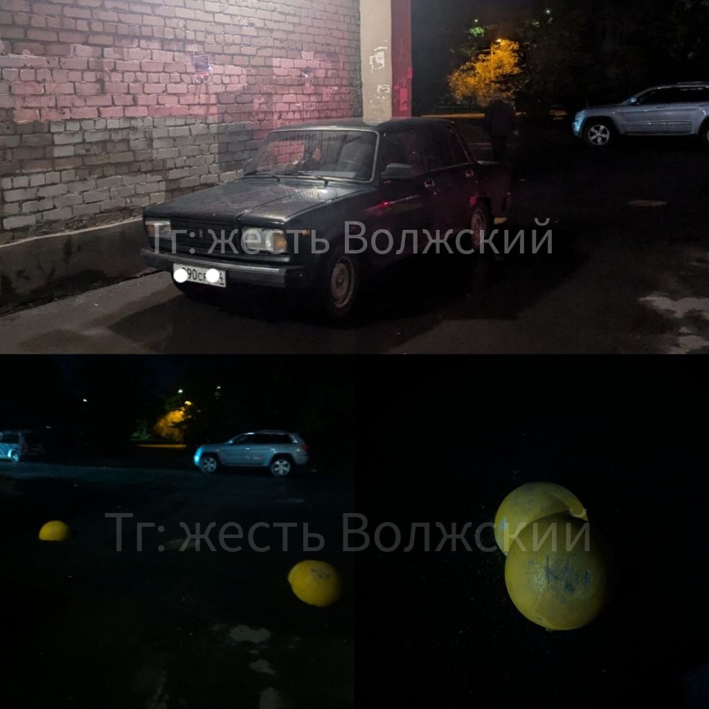 Водитель на площади Труда проигнорировал полусферы и припарковался в арке