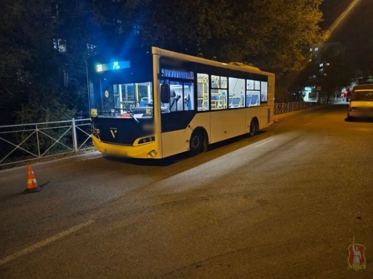 В Волжском пассажирка автобуса «Волгабас» пострадала при резком торможении