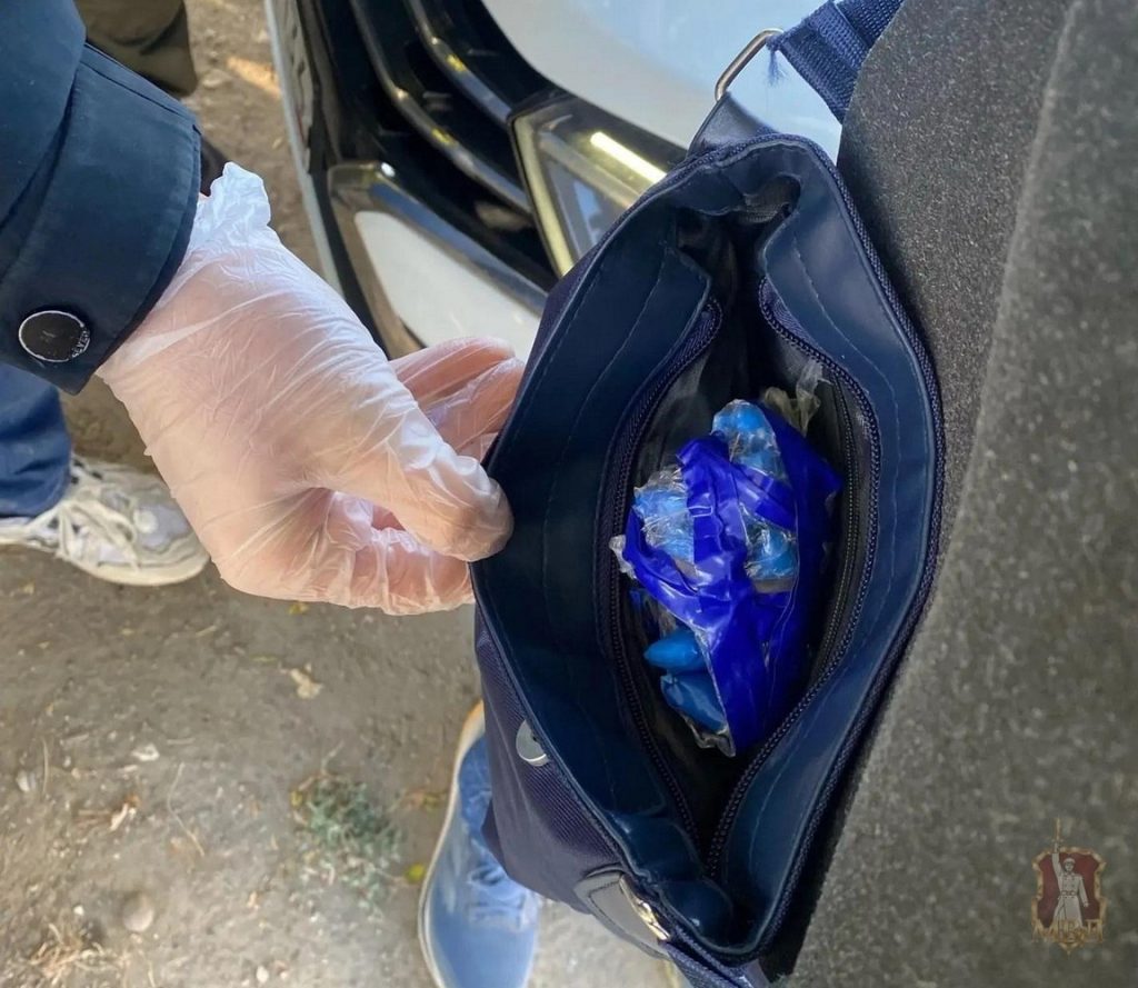 В Волгоградской области полиция изъяла крупную партию эфедрона и задержала иностранца
