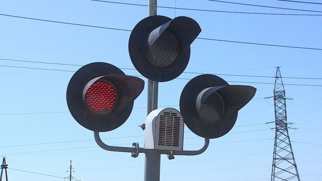 Пешеходный мост у Волжского абразивного завода закрывается на капитальный ремонт