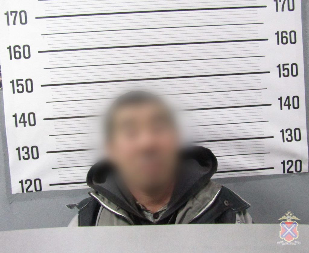 В Волжском задержан мужчина, повредивший скульптуру суслика