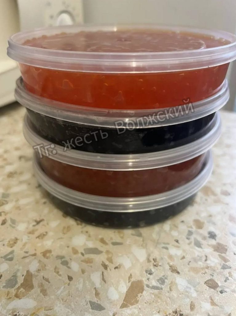 Мошенники в Волжском продают поддельную икру по цене настоящей