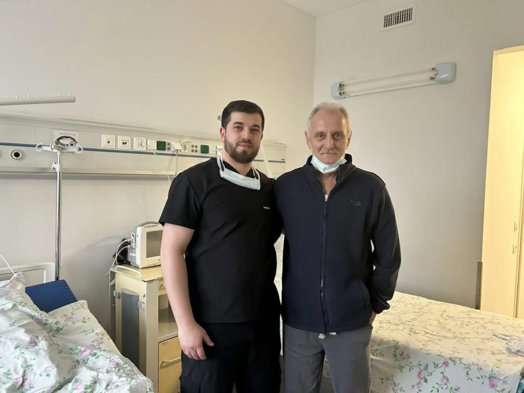 Детский хирург из Волжского вернулся к работе после трансплантации сердца