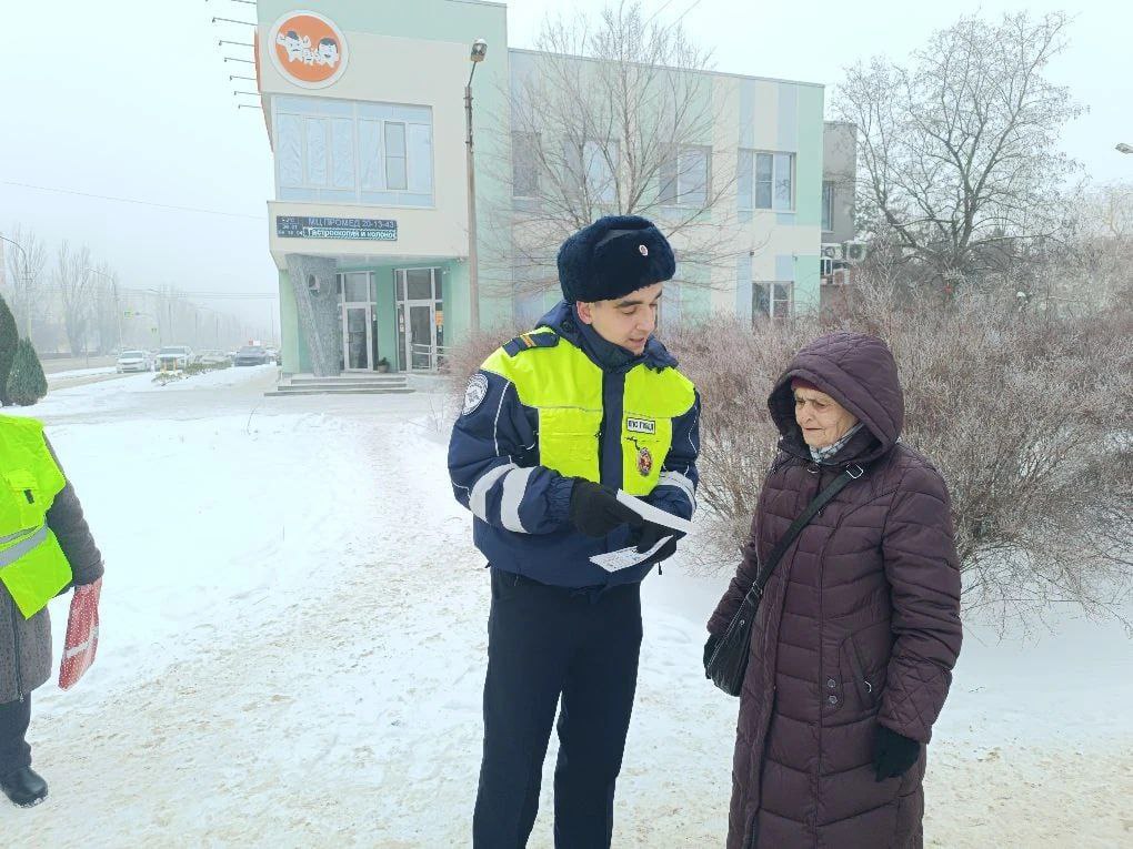В Волжском прошла акция по безопасности пешеходов
