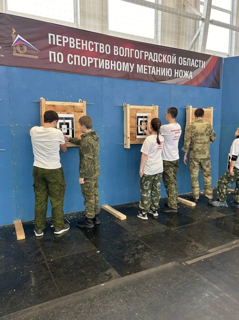 Юные метатели из Волжского завоевали восемь золотых медалей на первом областном первенстве