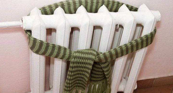 Жители дома на Карбышева второй день мерзнут без отопления