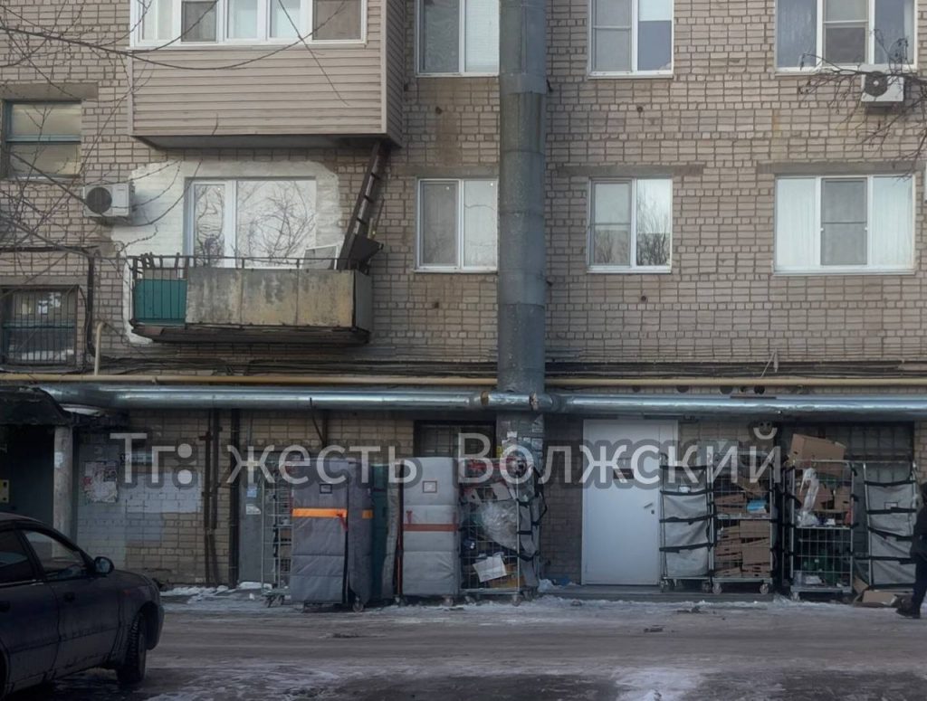 Двор на Ленина, 97 превратили в склад магазина «Магнит»