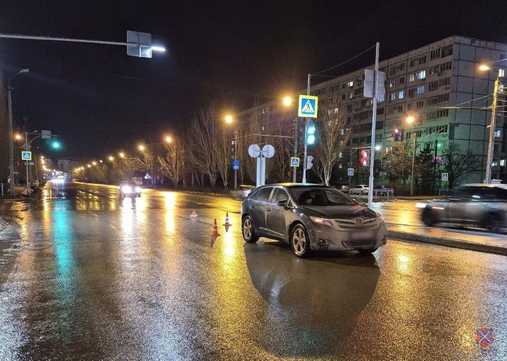 Пешеход пострадал в ДТП на улице Карбышева в Волжском