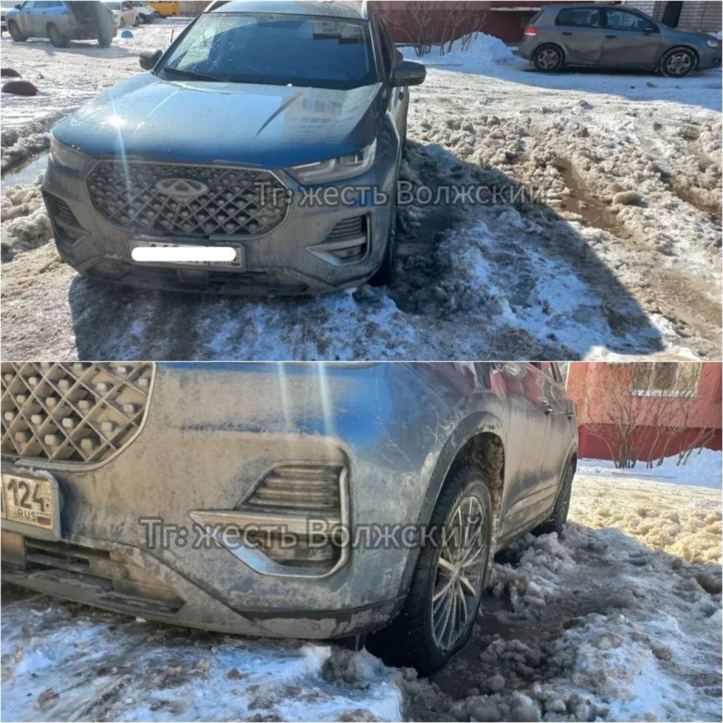 Автомобиль провалился в яму во дворе: Управляющие компании отказались помочь