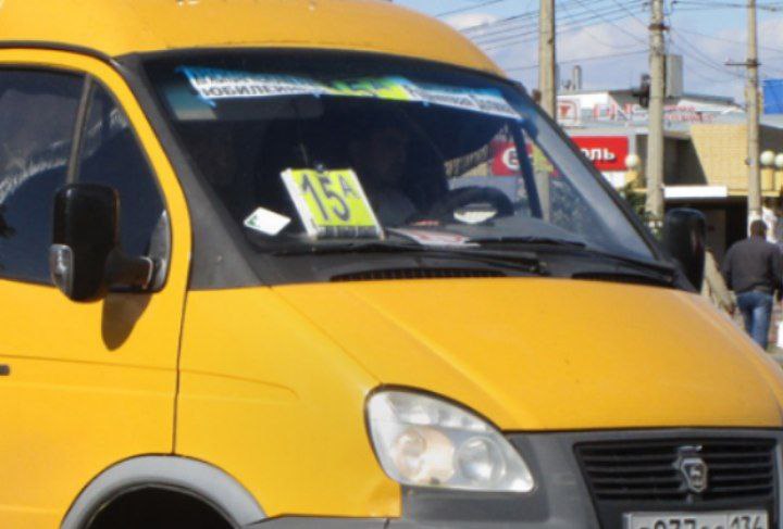 Маршрут 15а в Волжском: пассажиры жалуются на невыносимые ожидания