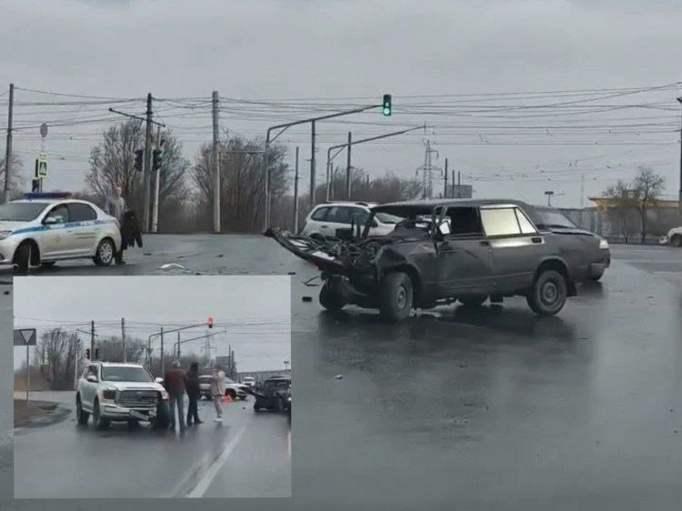 Серьёзное ДТП на проспекте Металлургов в Волжском: пострадала пассажирка
