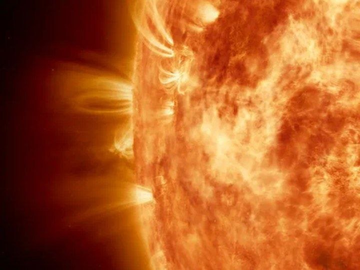 Мощная магнитная буря накрыла Волжский: рекомендации для метеозависимых