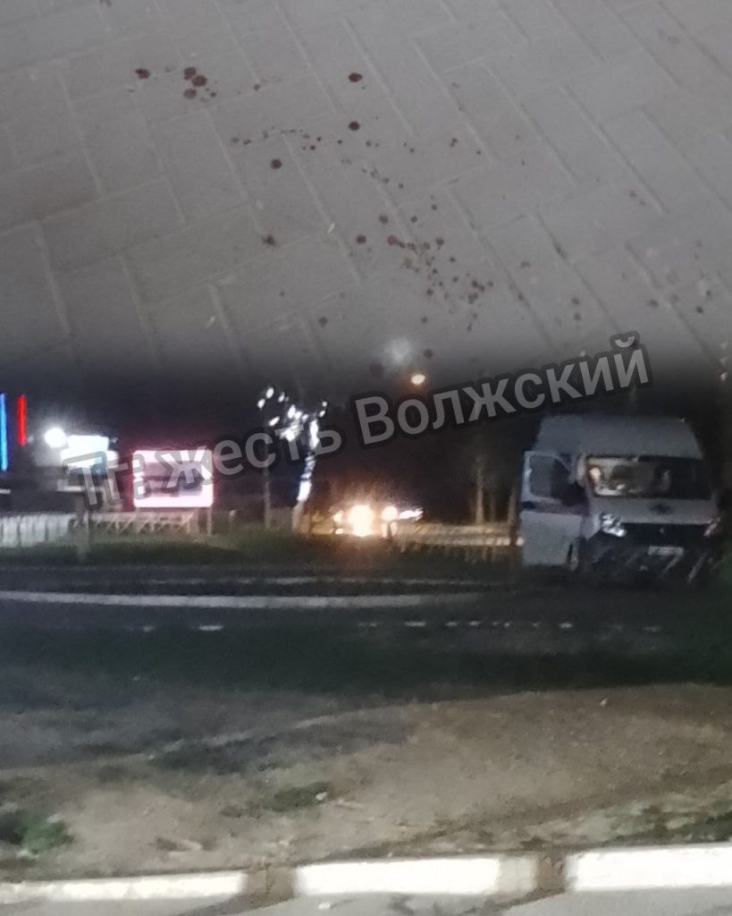 Конфликт с применением ножа произошёл у входа в ТЦ «Идея»